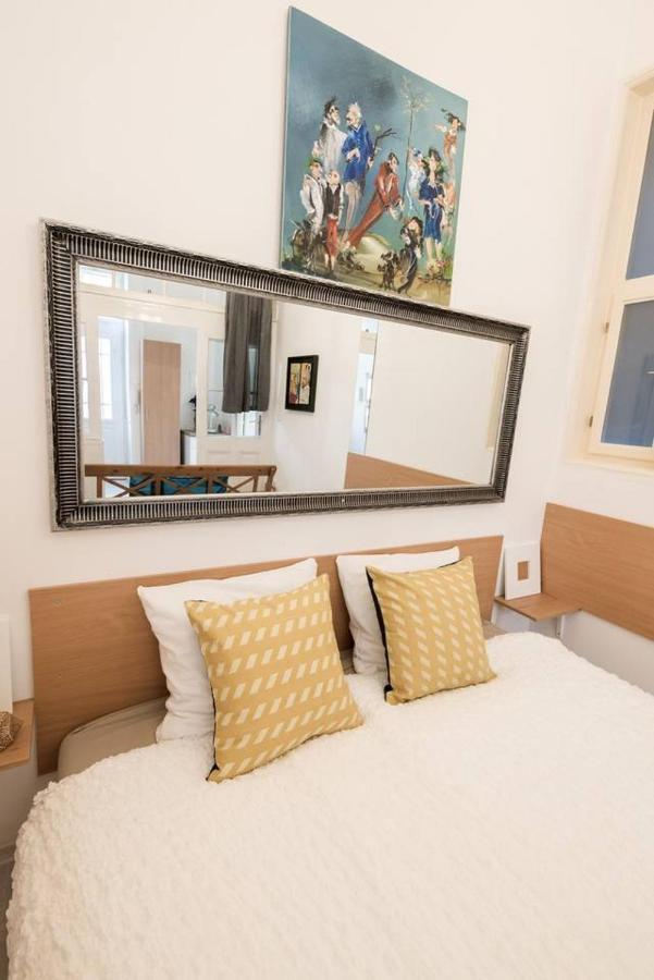 Cosy And Central Apartment With 4 Bedrooms And A/C Budapest Eksteriør bilde