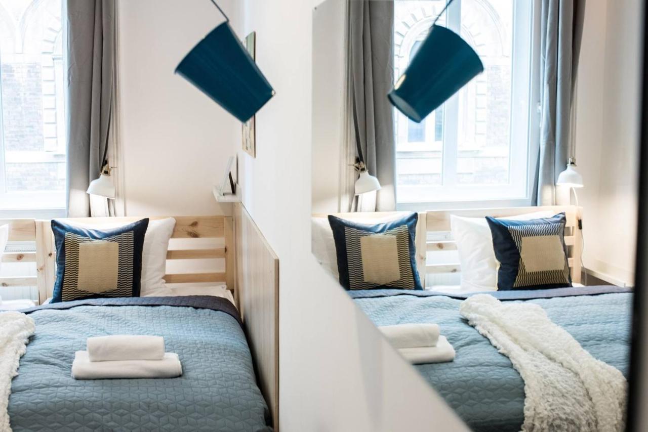 Cosy And Central Apartment With 4 Bedrooms And A/C Budapest Eksteriør bilde